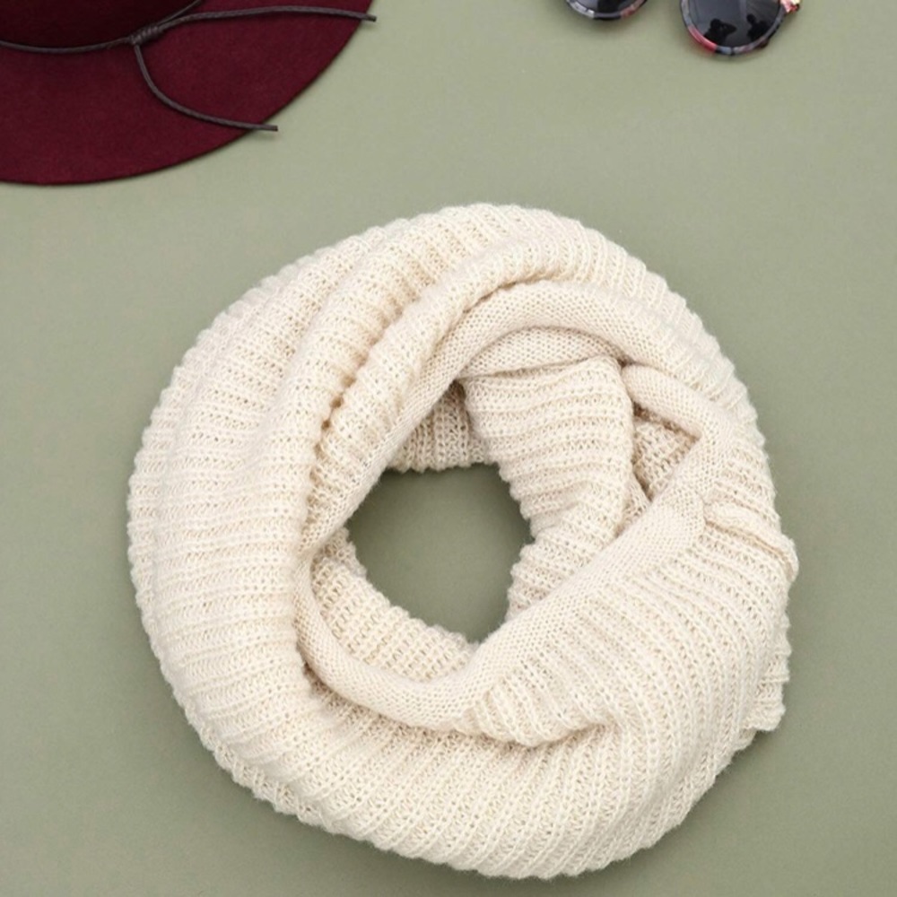 NWT Ivory knit infinity scarf - Picture 4 of 5